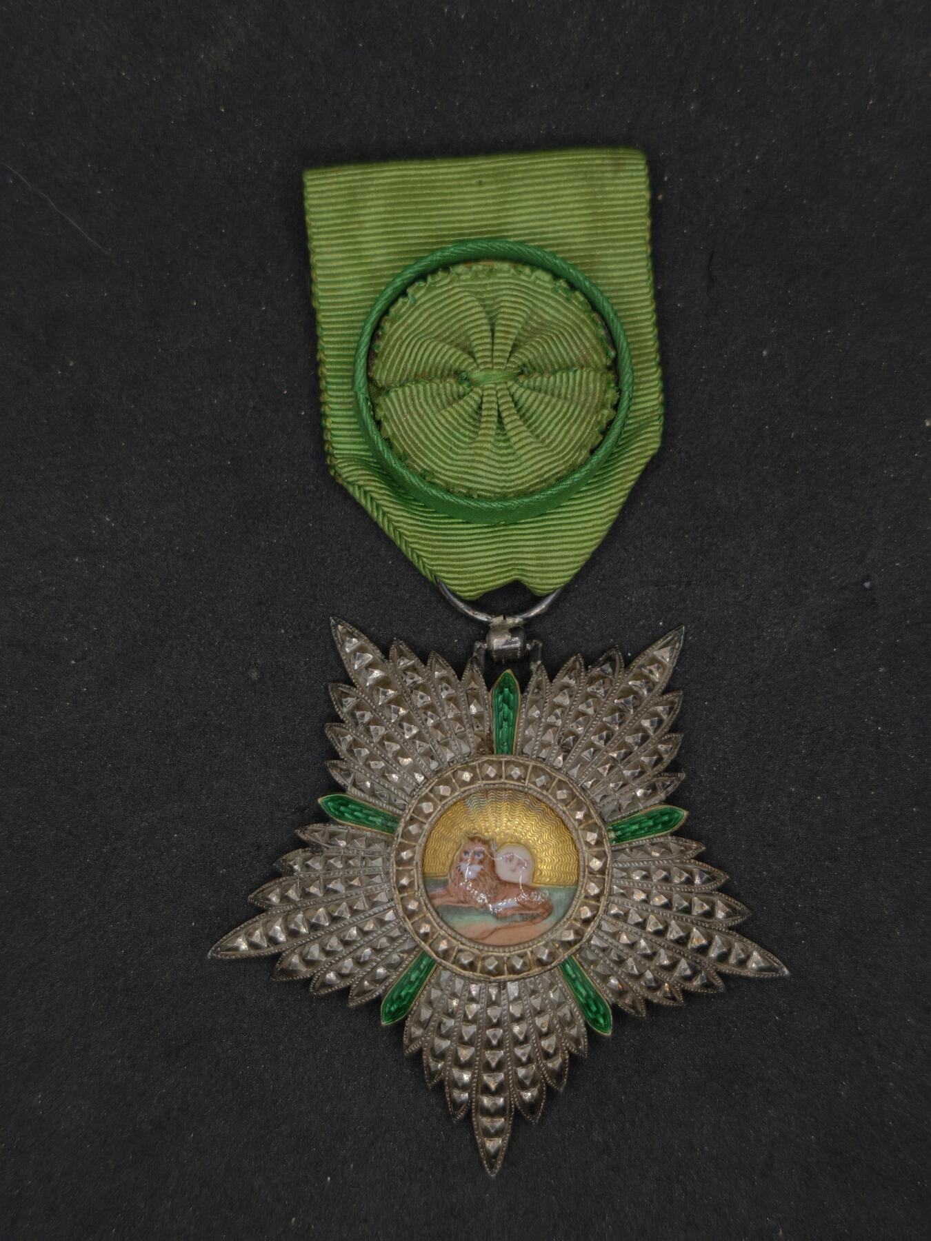 凯旋世界勋赏（第22期新年大拍）（欢迎送拍）（对拍品有疑问请询问客服，不接受到手刀，出价默认拍品品相。请认真阅读拍卖规则！出价默认已认可！）（收到货请录制开箱视频，无视频概不处理问题。）