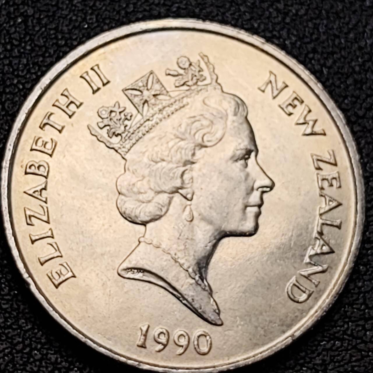 泉币菌-第191场- 迎春节专场 本场拍品多 请提前出价（本周五和之前拍的 2月14日发货） 。