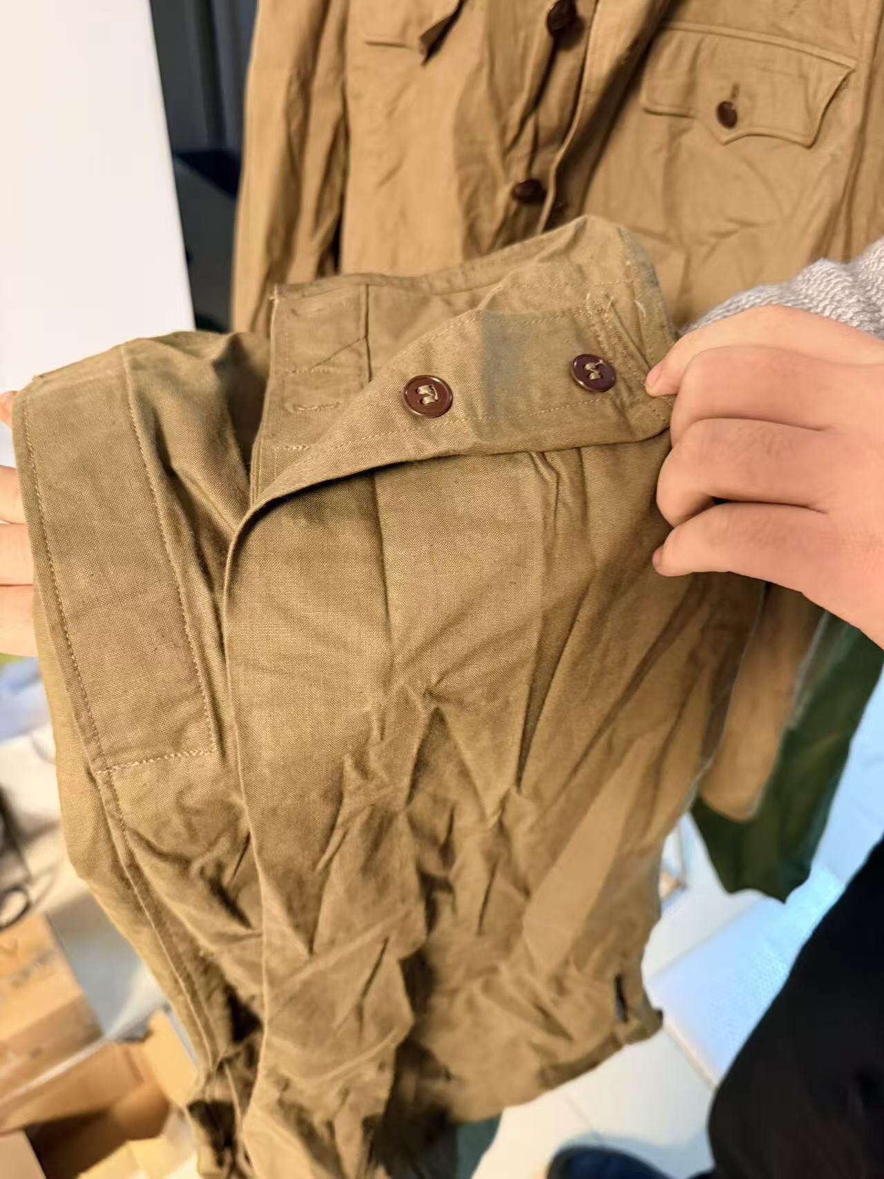 （450件拍品！制服徽章盛宴）罗岚⭐爱藏⭐年前甄选大拍场-店主清仓处理-分享拍场额外现金红包（实体经营） su-M55式陆装甲/骑兵马裤 一号尺码 基本全新