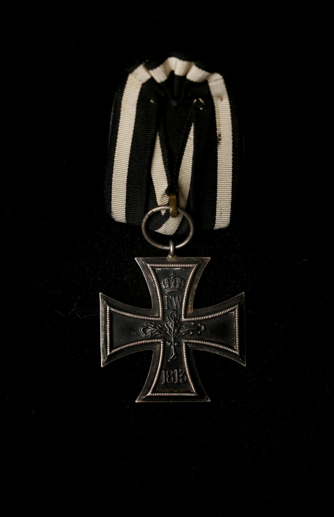 欢庆春节！戎马世界章牌大赏第111期春节大拍 德国一战二级铁十字勋章 环打标，漆面轻微瑕疵