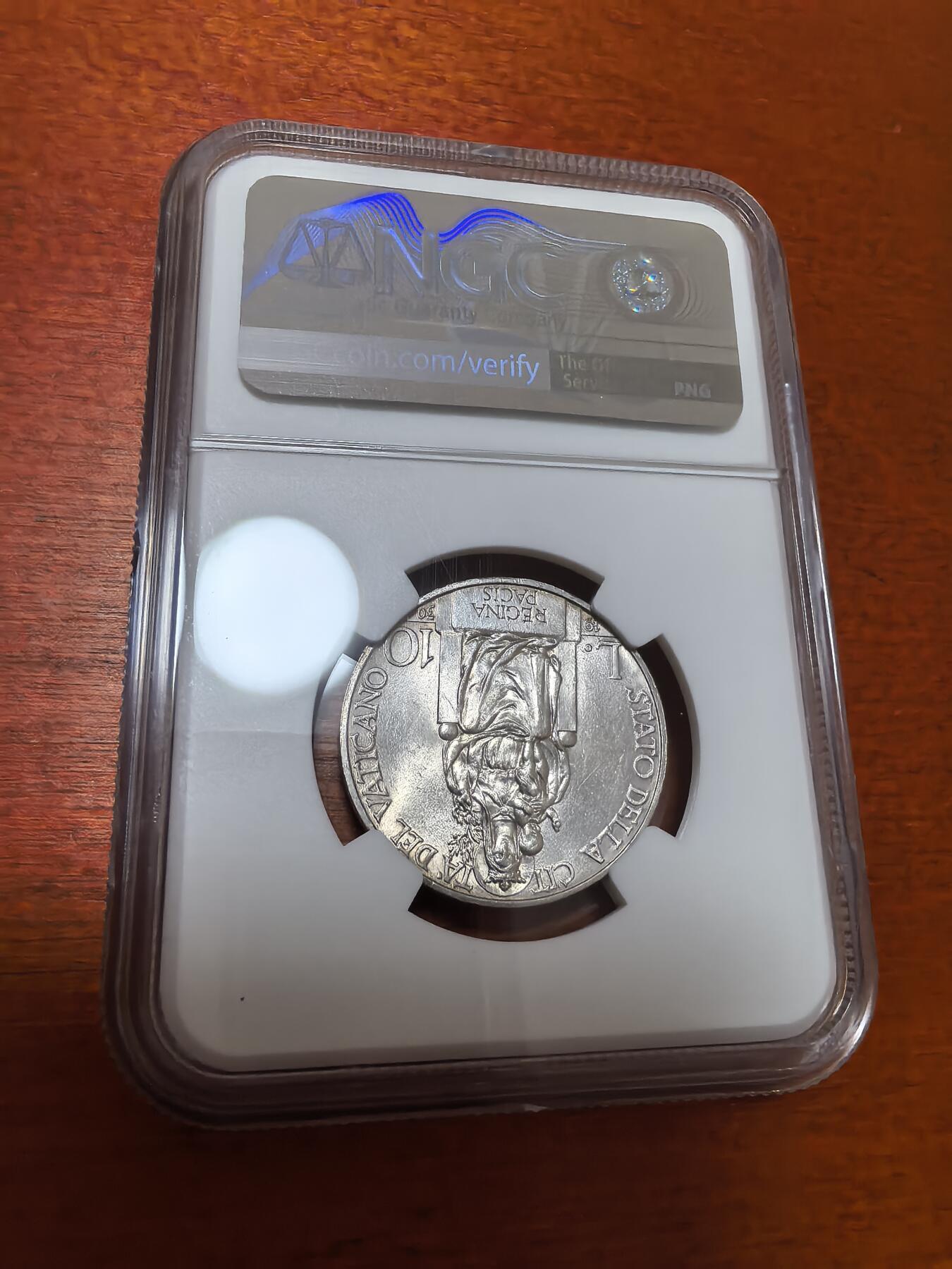 长老汇蛇年精选第一百场拍卖 1930 梵蒂冈教皇庇护十一世抱婴10里拉银币，NGC MS62，更高6枚