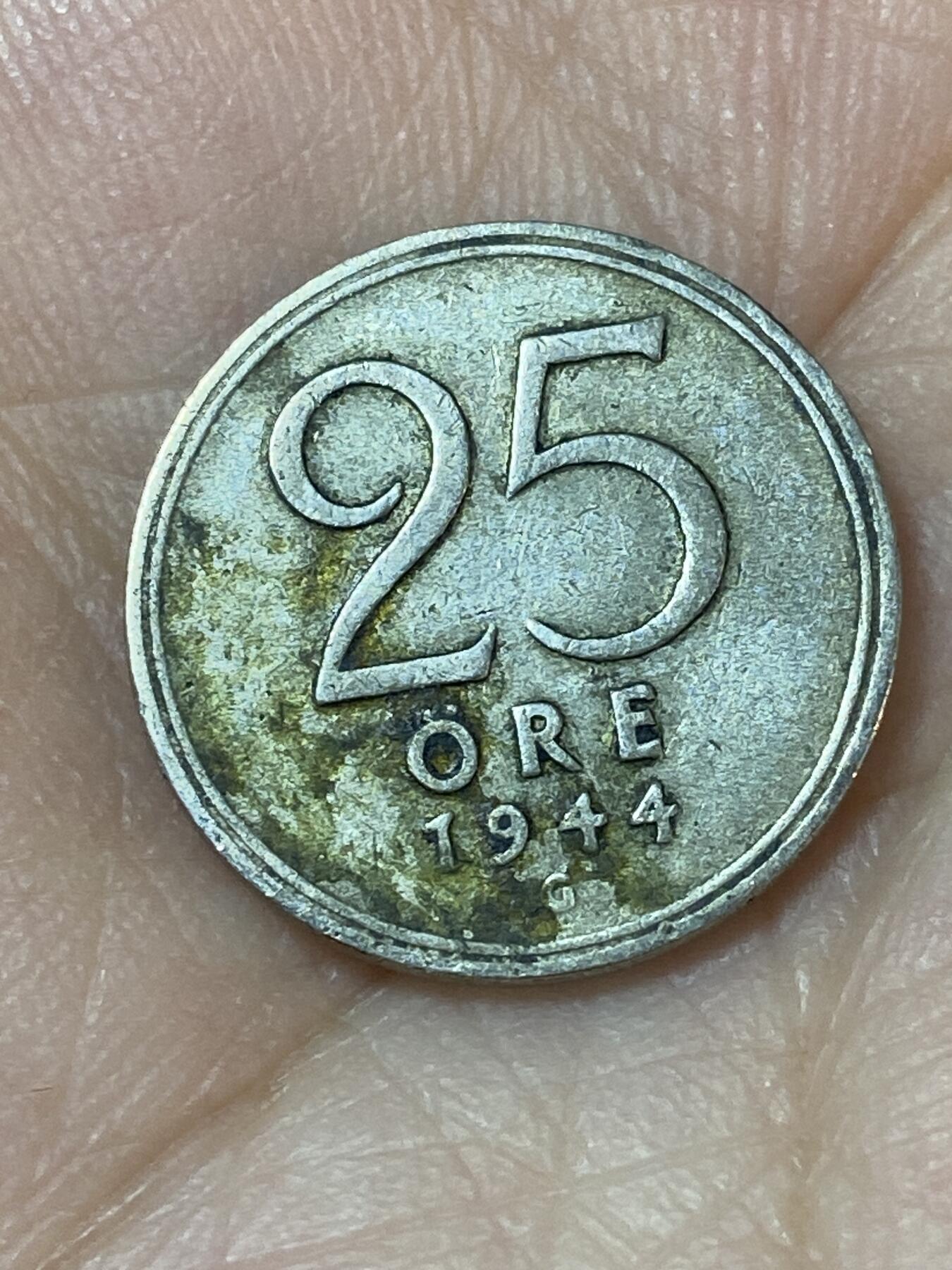 2026年第二十四场(总第一百九十三场）外国好品散币场(免佣金) 瑞典🇸🇪1944年25欧尔(古斯塔夫五世时期，400银)