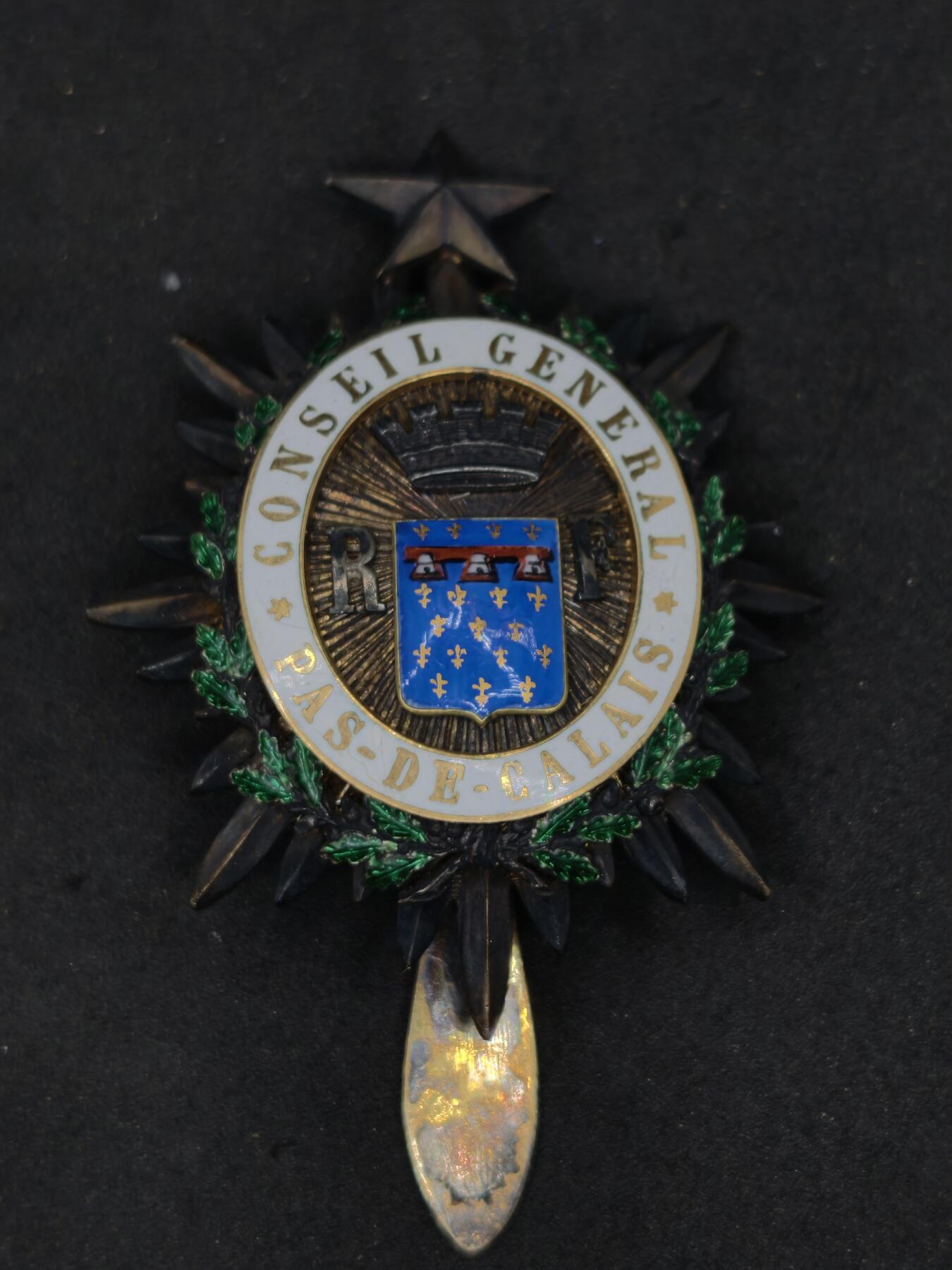 凯旋世界勋赏（第22期新年大拍）（欢迎送拍）（对拍品有疑问请询问客服，不接受到手刀，出价默认拍品品相。请认真阅读拍卖规则！出价默认已认可！）（收到货请录制开箱视频，无视频概不处理问题。） 。