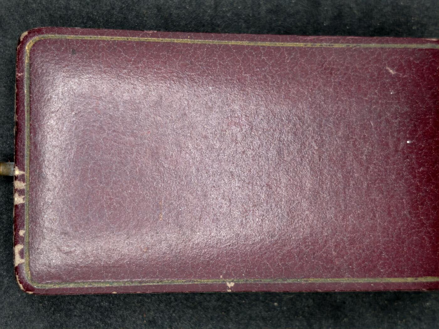 凯旋世界勋赏（第22期新年大拍）（欢迎送拍）（对拍品有疑问请询问客服，不接受到手刀，出价默认拍品品相。请认真阅读拍卖规则！出价默认已认可！）（收到货请录制开箱视频，无视频概不处理问题。） 巴西帝国玫瑰勋章，金芯