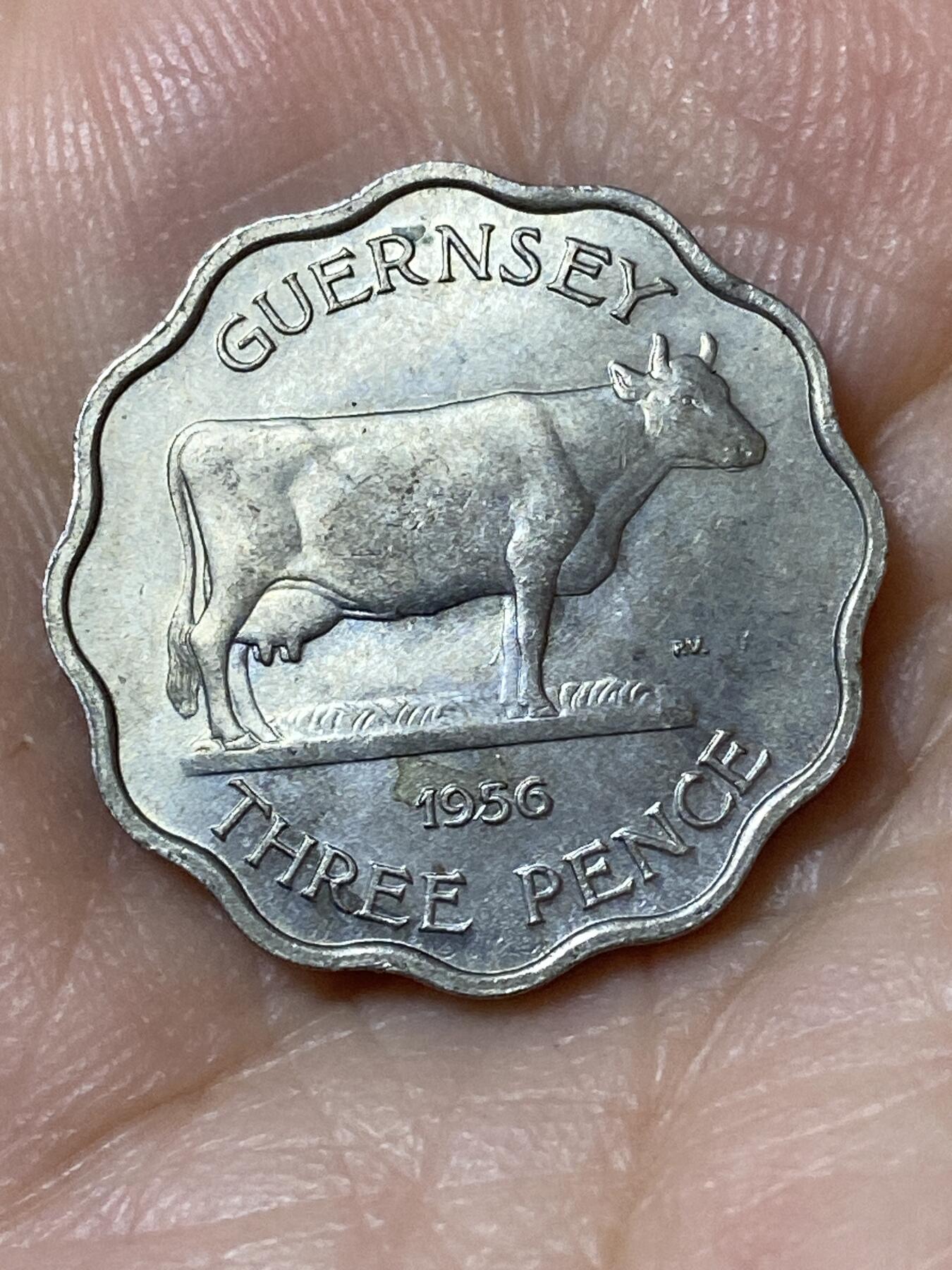 2026年第二十三场(总第一百九十二场）外国好品散币场(年后发货) 少见原光好品–英属根西岛🇬🇬1956单年份3便士(伊丽莎白二世时期，第一版薄版)