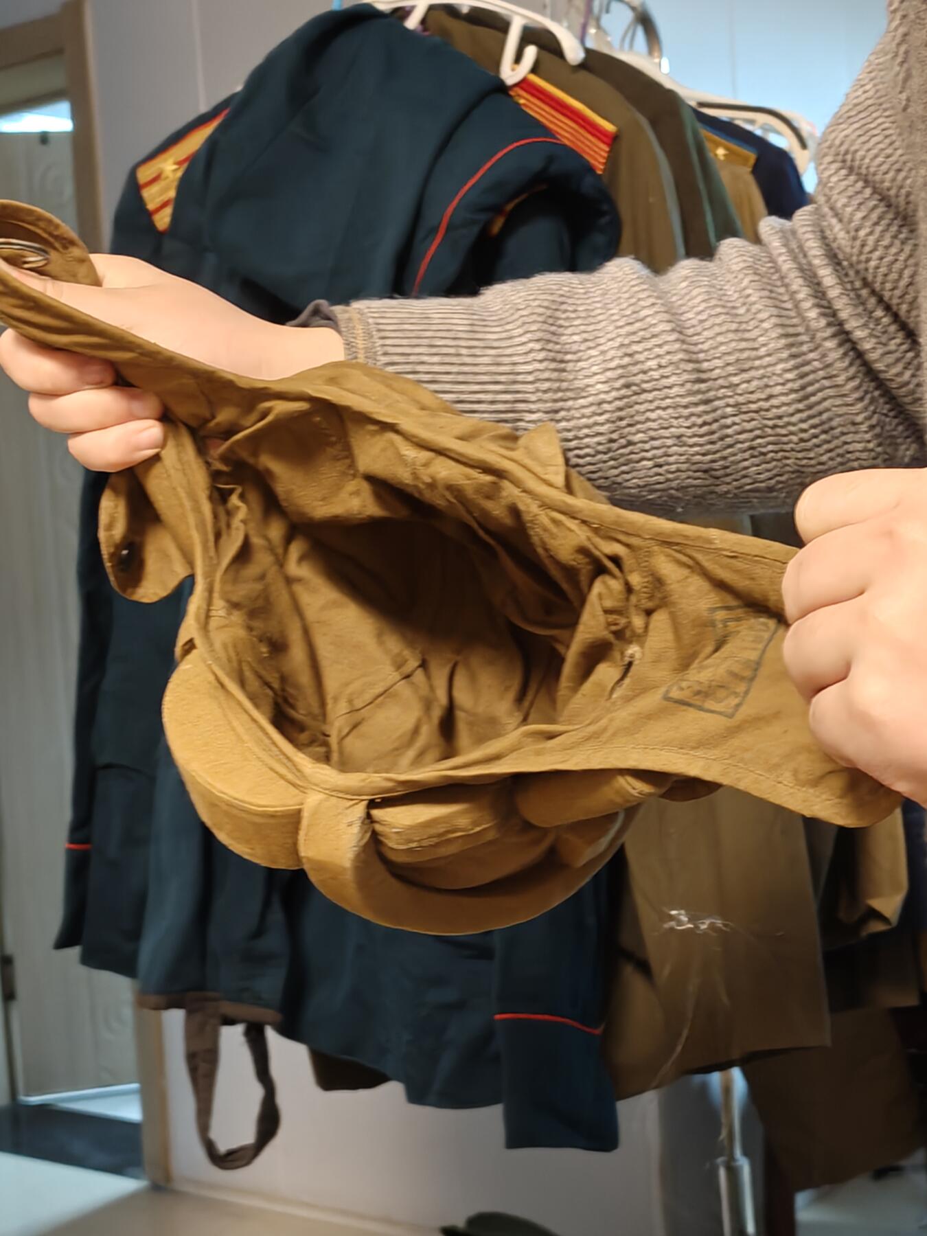 （450件拍品！制服徽章盛宴）罗岚⭐爱藏⭐年前甄选大拍场-店主清仓处理-分享拍场额外现金红包（实体经营） su-M55式装甲兵帽（早期T-34坦克时期）三号尺码