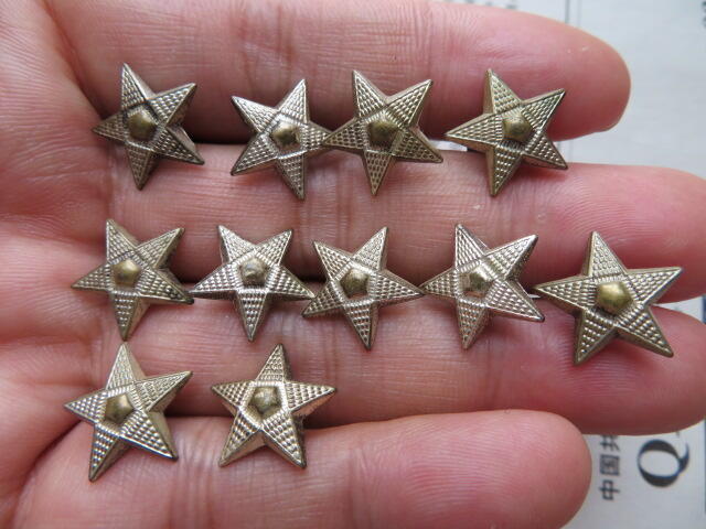 镀银美品55领章铜星星11个一组（一个单腿，4个各有一腿有伤）