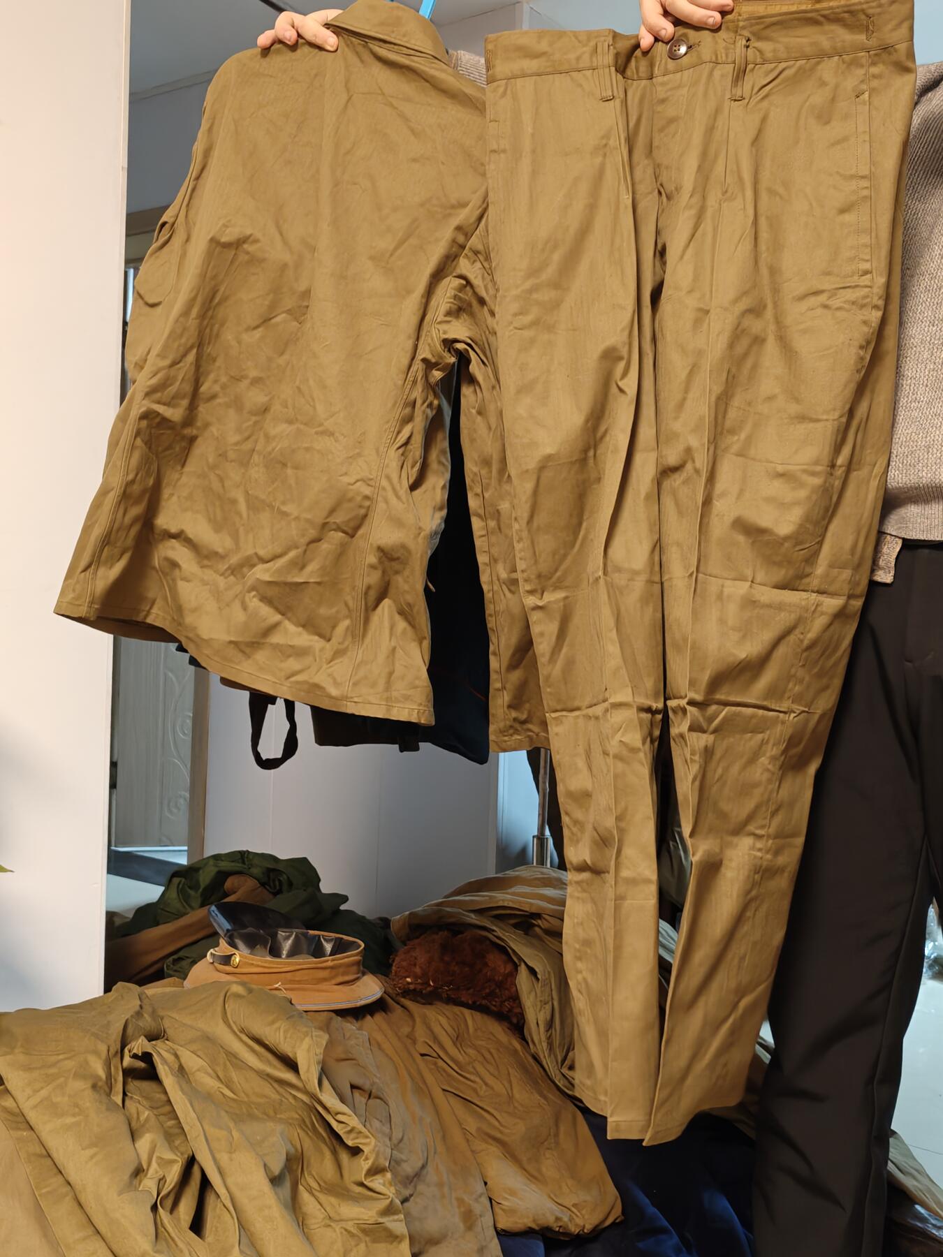 （450件拍品！制服徽章盛宴）罗岚⭐爱藏⭐年前甄选大拍场-店主清仓处理-分享拍场额外现金红包（实体经营） su-M55式陆干部常服 原套衣裤一套 标为正三号（实测180体型适中可穿着 尺码偏大）全新库存未下水