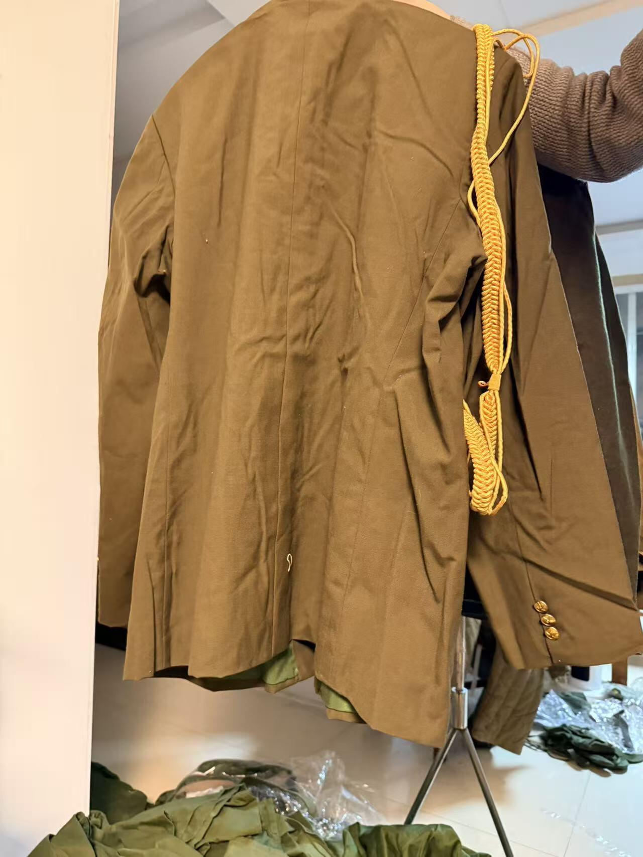 （450件拍品！制服徽章盛宴）罗岚⭐爱藏⭐年前甄选大拍场-店主清仓处理-分享拍场额外现金红包（实体经营） su-M87式陆文工团礼服 带绪饰  特体定制采用将官同款面料   特体尺码190-195可穿