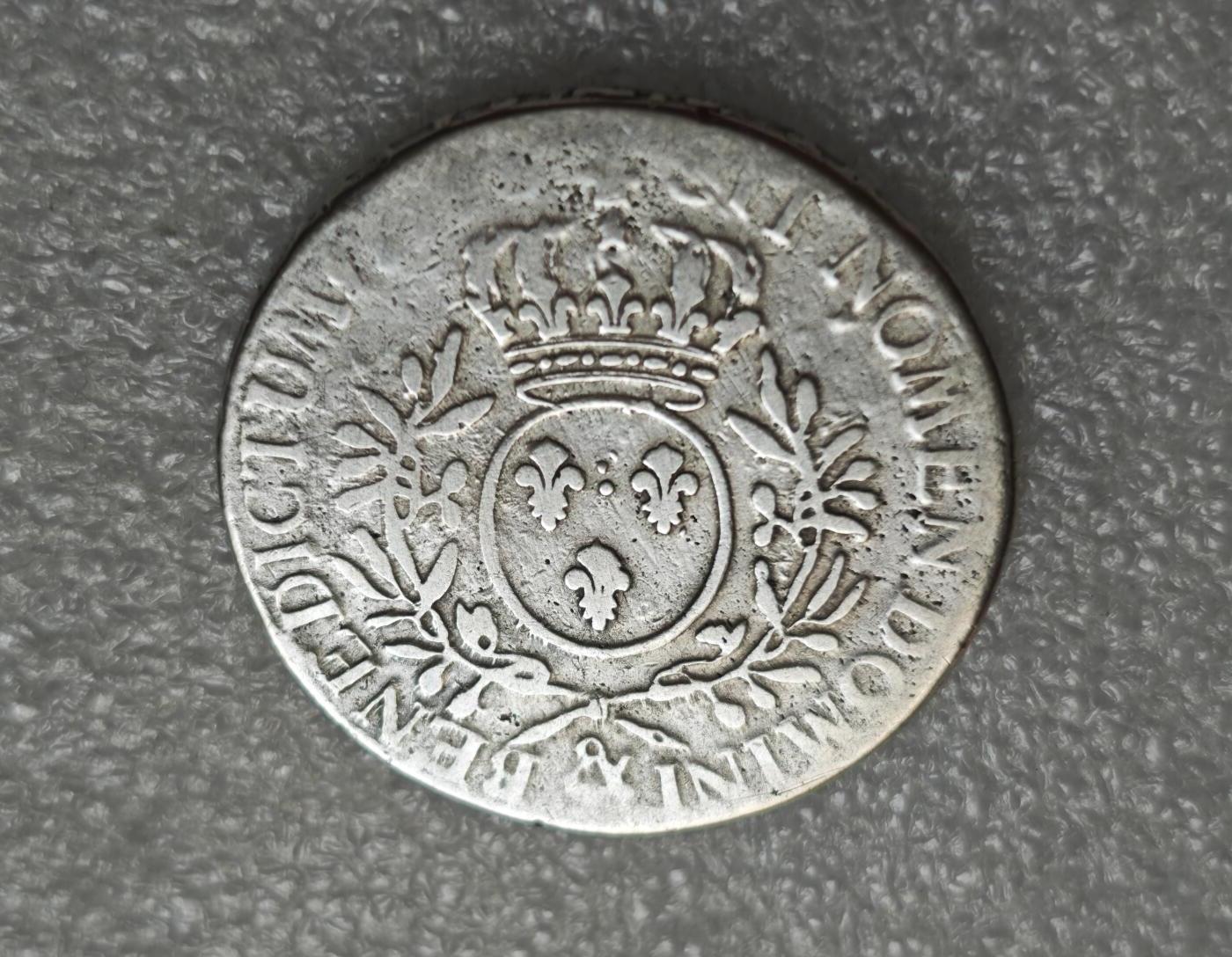 瓶子🏺第229期拍卖会[节后2月24日发货]  法国波旁王朝路易十五1733年1埃居大银币  28.3克