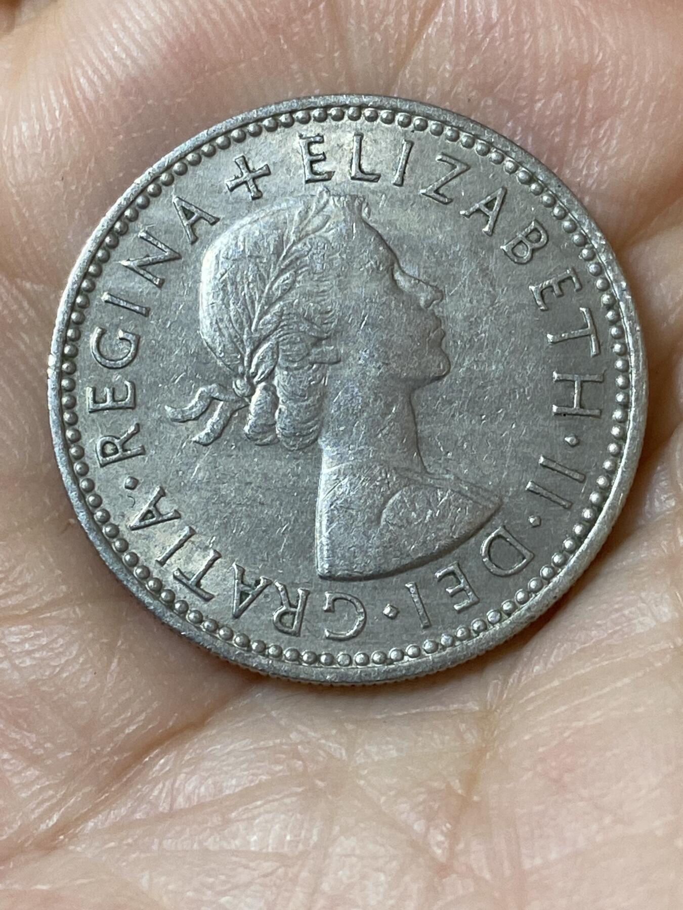 2026年第二十三场(总第一百九十二场）外国好品散币场(年后发货) 英国🇬🇧1963年1先令(伊丽莎白二世青年桂冠第二版)