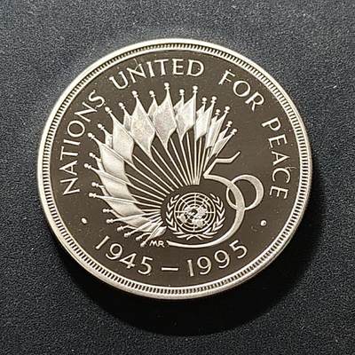 【全场包邮】纯粹捡漏拍503场 - 英国1995年2镑联合国50周年精制纪念银币【28.4毫米15.98克92.5%】