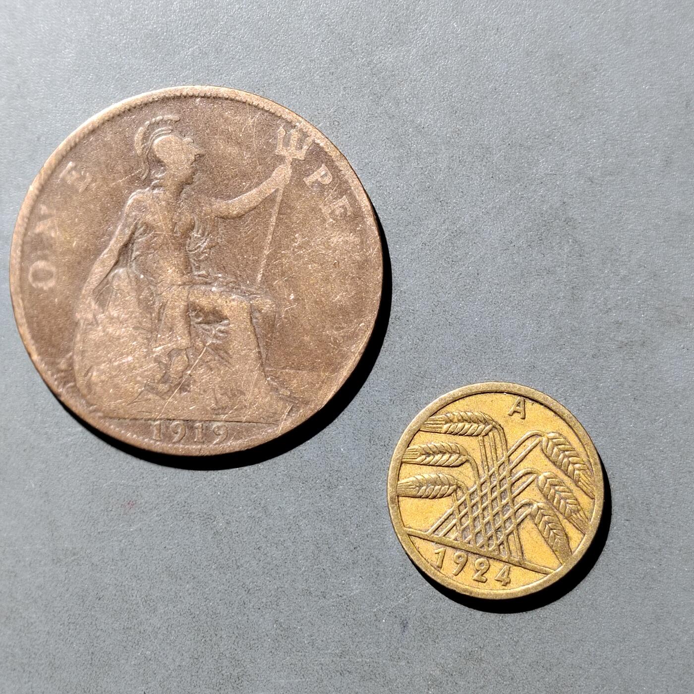 PCAI钱币  23-759  古钱铜元小专场 外币二枚