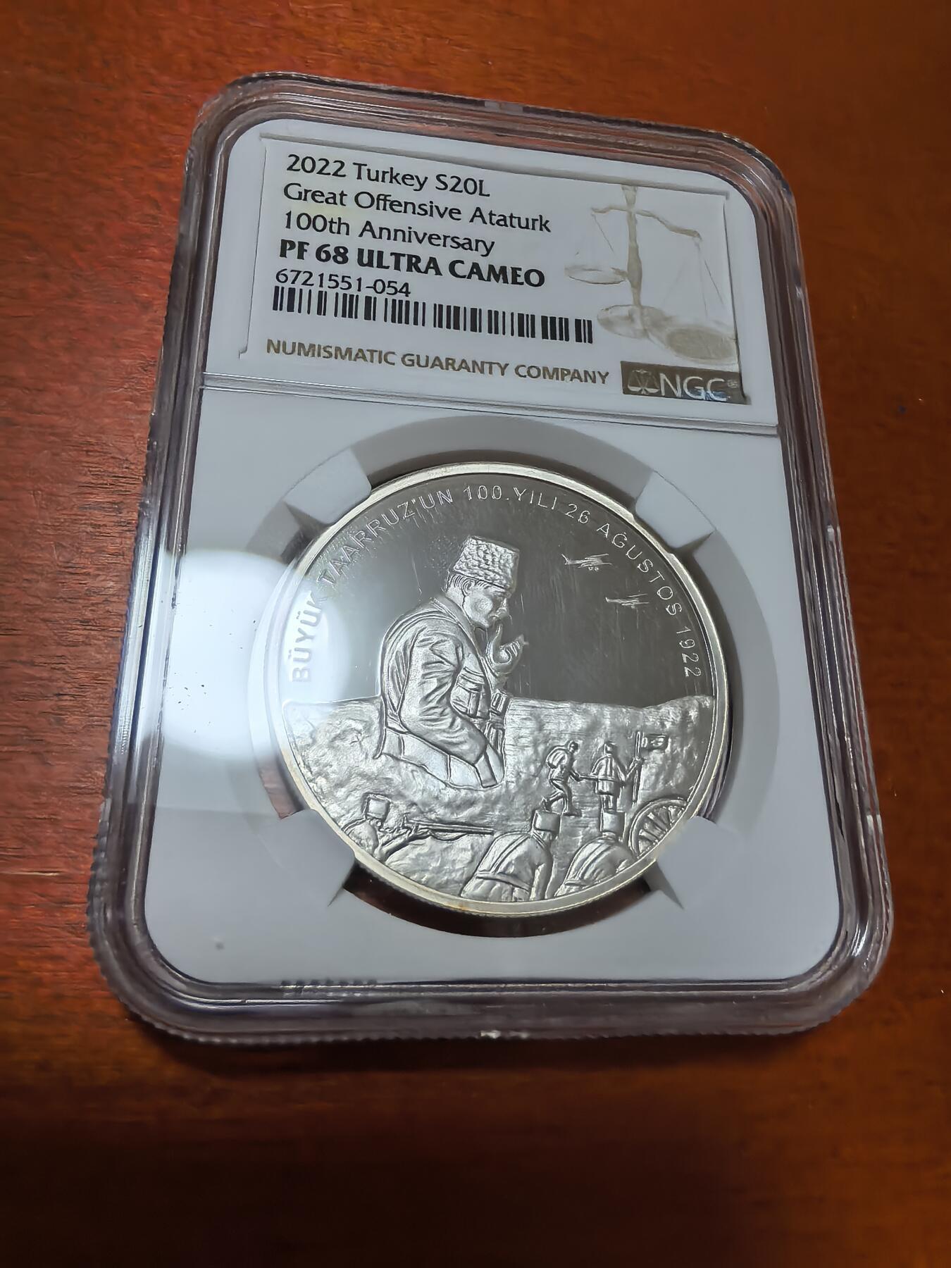 长老汇蛇年精选第一百场拍卖 2022土耳其凯穆尔大进攻百周年20里拉精制银币，NGC PF68UC，唯一亚军，更高1枚，3000枚，裸币至少720元
