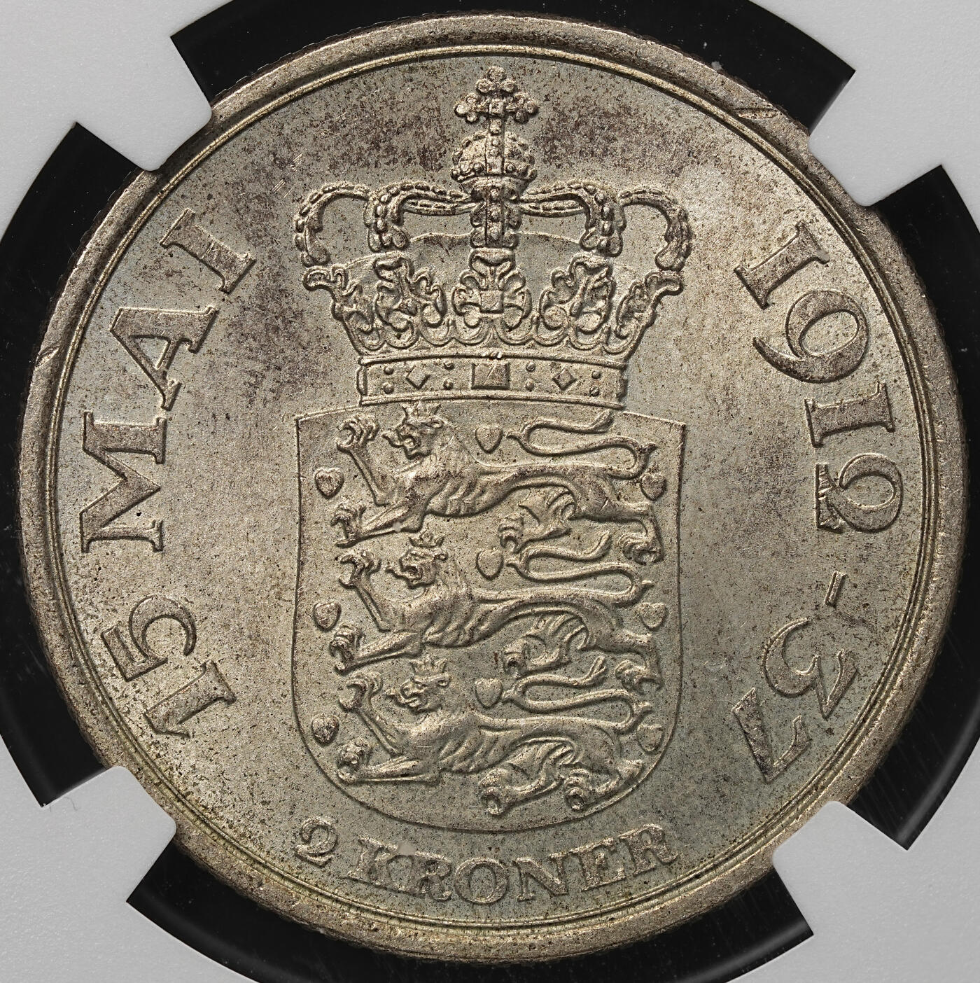 修遠堂世界钱币第105期，马年首拍