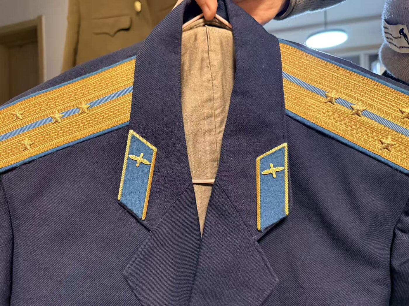 （450件拍品！制服徽章盛宴）罗岚⭐爱藏⭐年前甄选大拍场-店主清仓处理-分享拍场额外现金红包（实体经营） su-M69式空军大尉礼服  约50-4尺码