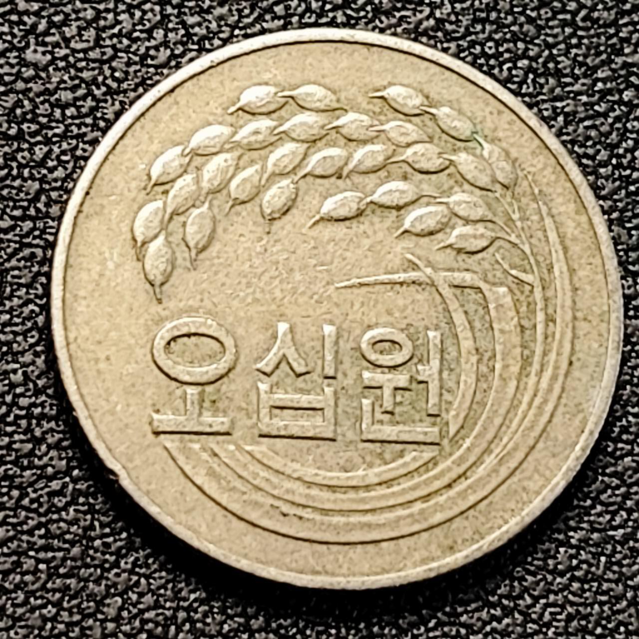 泉币菌-第191场- 迎春节专场 本场拍品多 请提前出价（本周五和之前拍的 2月14日发货） 。