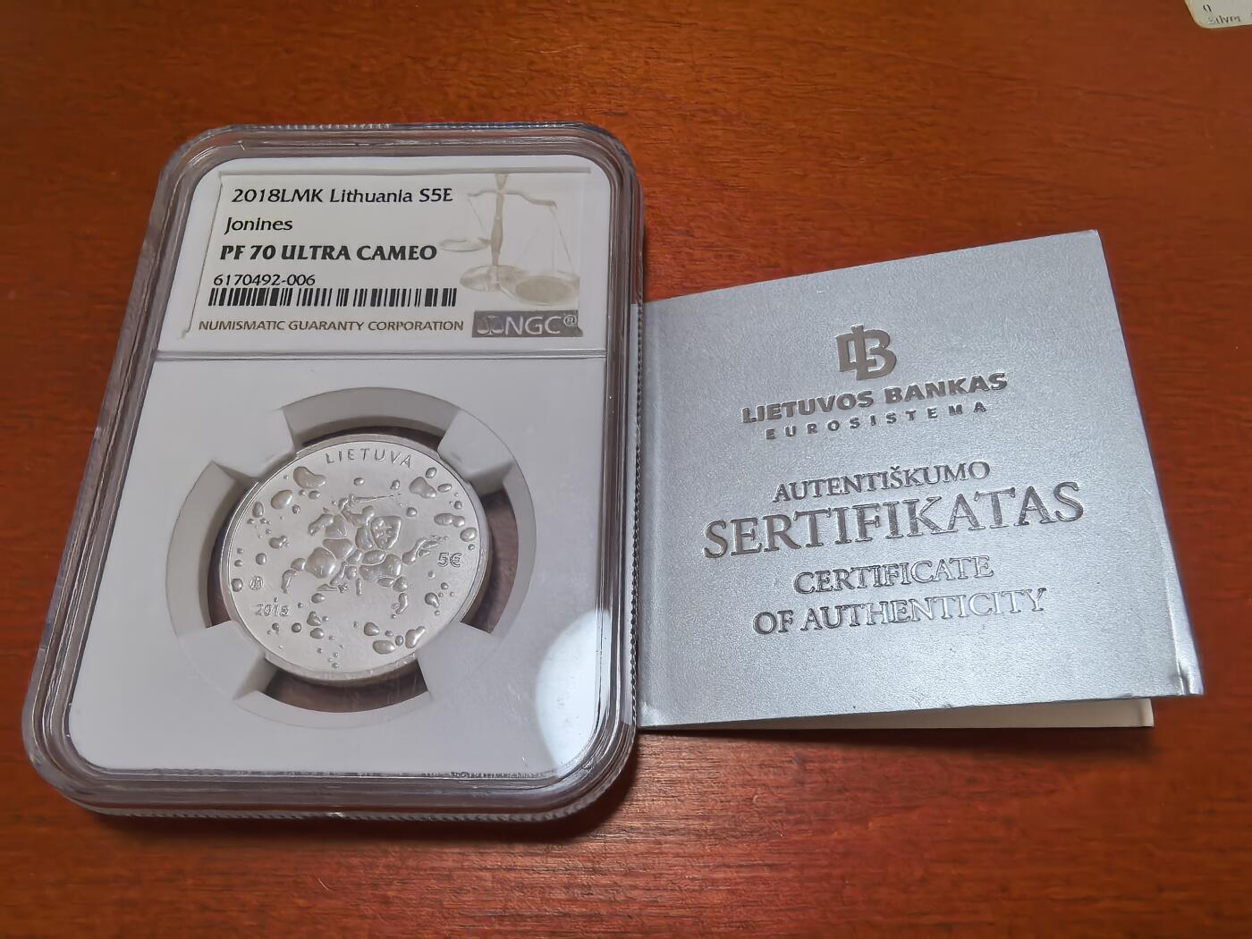 长老汇蛇年精选第一百场拍卖 获奖币！2018LMK 立陶宛仲夏节庆祝5欧元精制银币，NGC PF70UC，带证书，3000枚