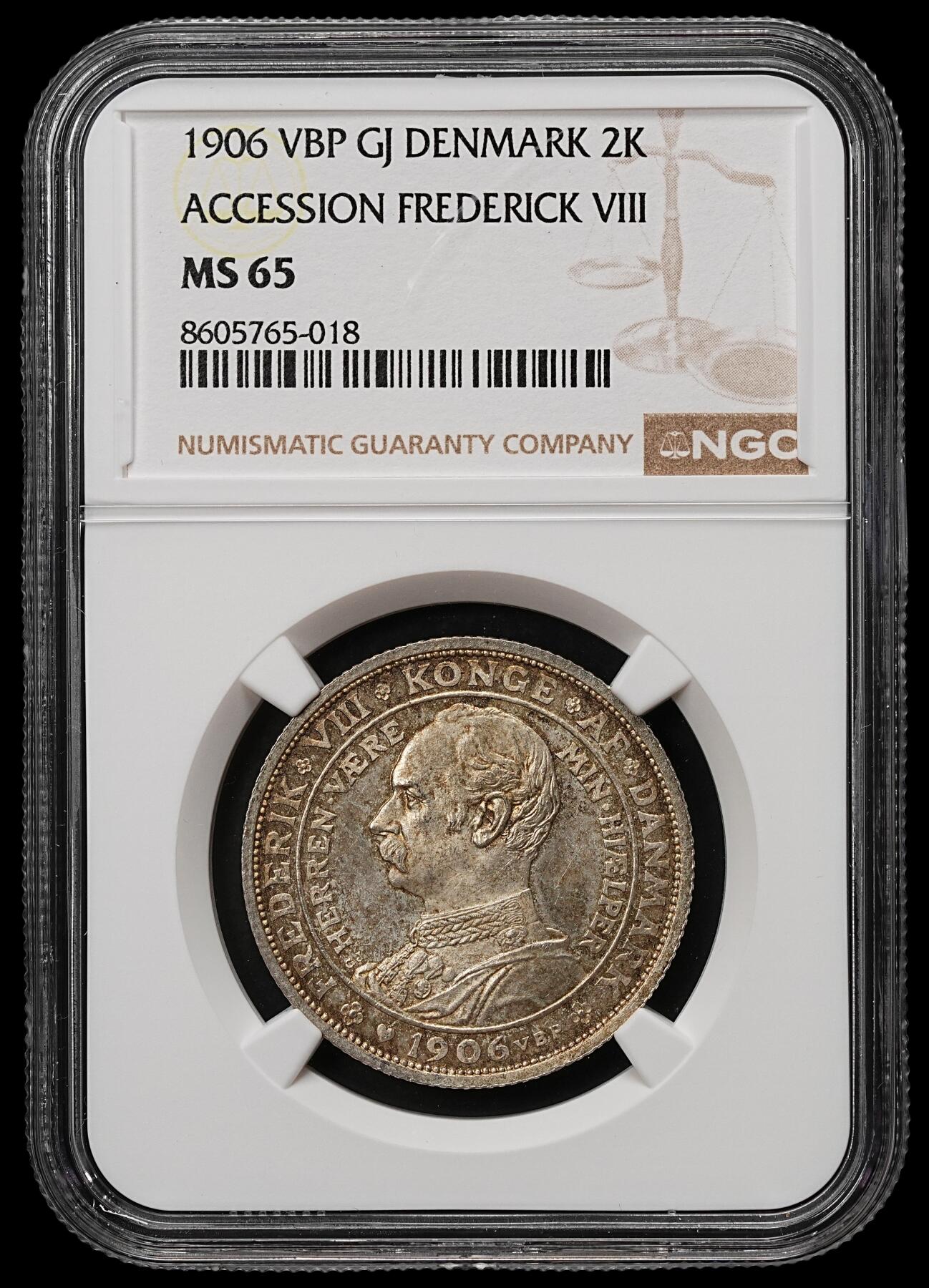 修遠堂世界钱币第105期，马年首拍 NGC MS65 1906年丹麦国王更迭纪念2克朗银币 15g，含银80%