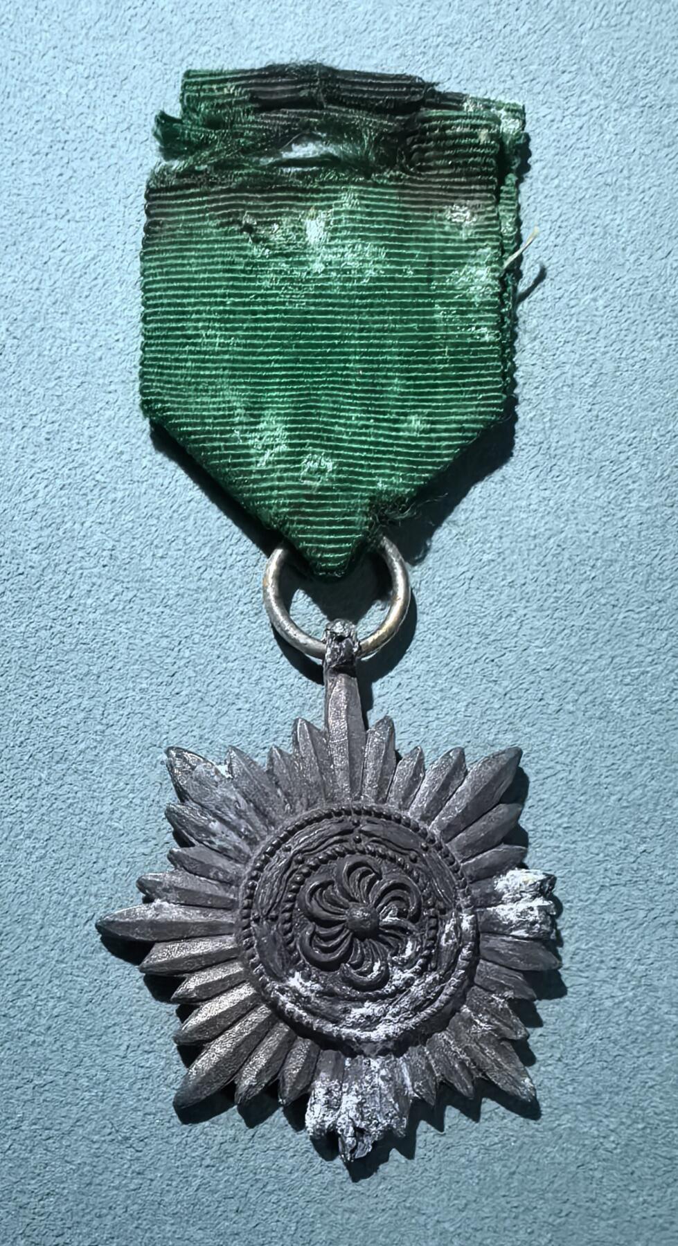 盛世勋华——号角文化勋章邮票专场拍卖第305期 德国（1939）二级东方人民奖章 主要授予俄罗斯伪军