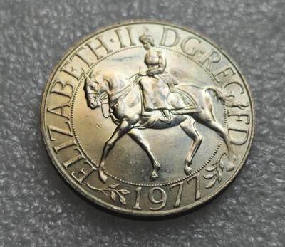 瓶子🏺第229期拍卖会[节后2月24日发货] -  1977年英国伊丽莎白二世登基纪念克朗币  原光