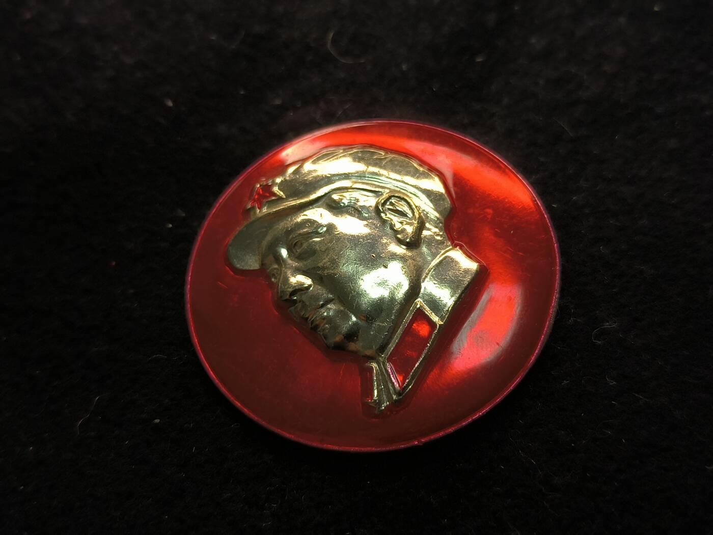 （450件拍品！制服徽章盛宴）罗岚⭐爱藏⭐年前甄选大拍场-店主清仓处理-分享拍场额外现金红包（实体经营）