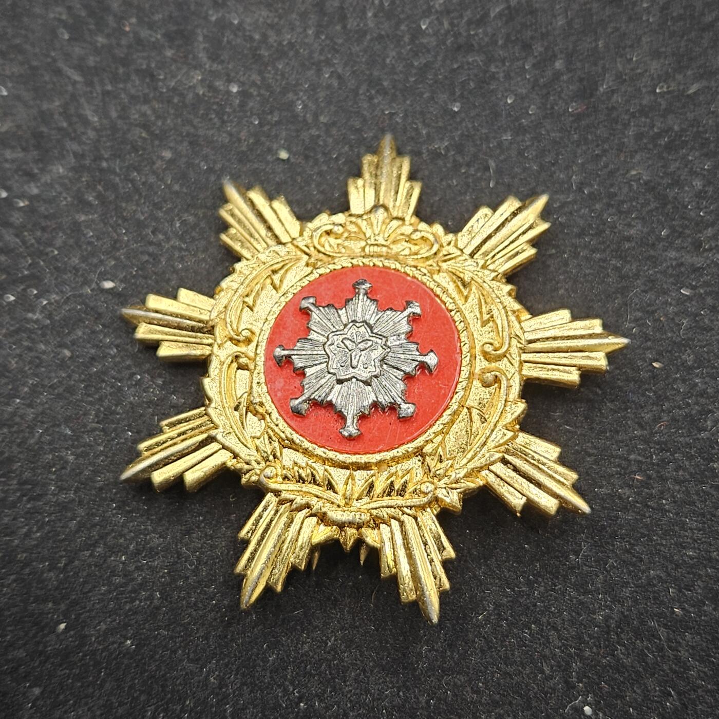 0元起拍勋章 第334期 咸鱼国勋章拍卖专场 2月15日（周日）下午6：00开始 消防团勤续章