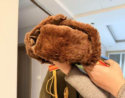 （450件拍品！制服徽章盛宴）罗岚⭐爱藏⭐年前甄选大拍场-店主清仓处理-分享拍场额外现金红包（实体经营） - su-M55式陆冬季皮草棉帽 三号57-58头围（雷锋同款）