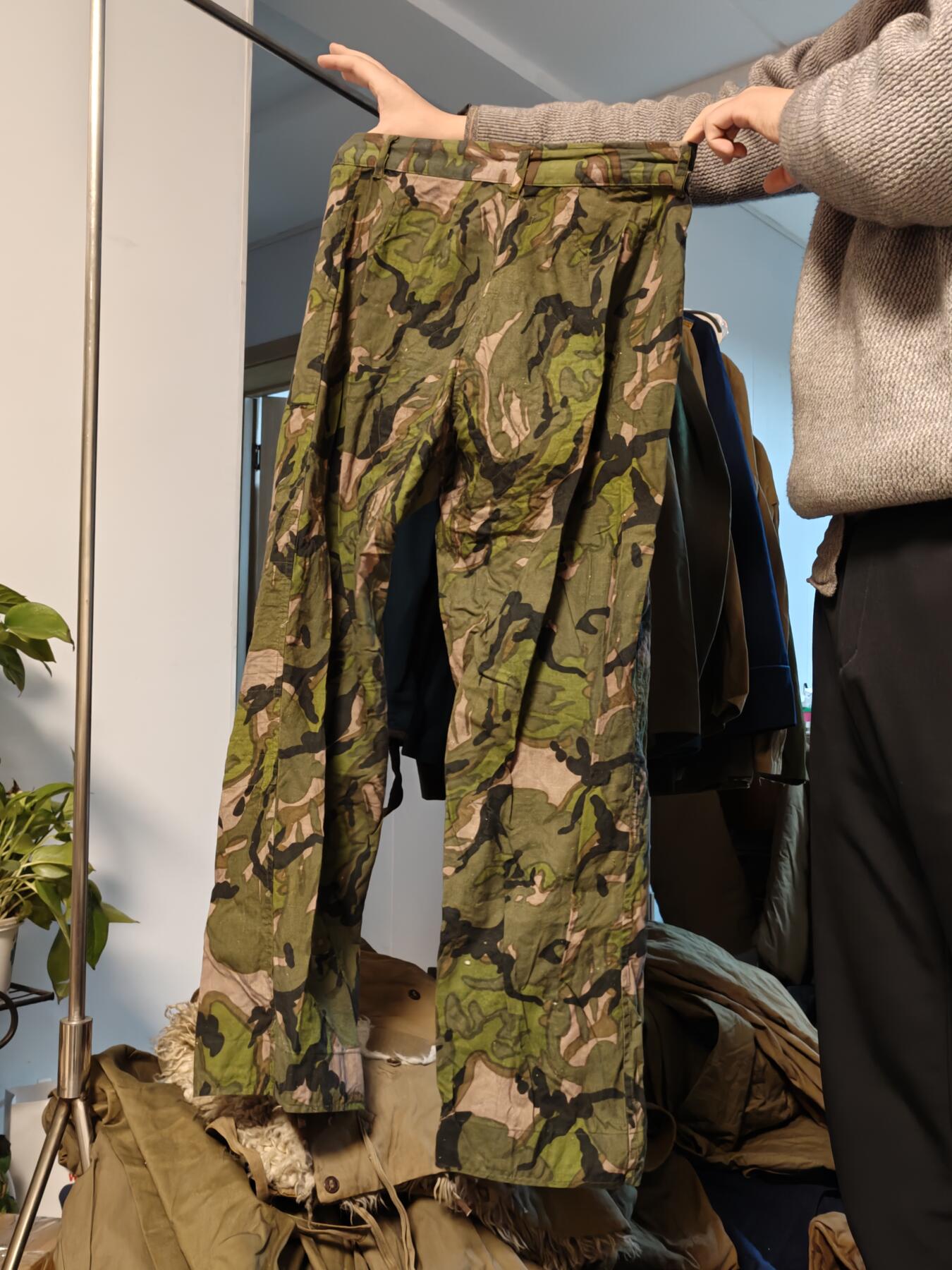 （450件拍品！制服徽章盛宴）罗岚⭐爱藏⭐年前甄选大拍场-店主清仓处理-分享拍场额外现金红包（实体经营） su-M65式大五叶伪装服裤 二号尺码