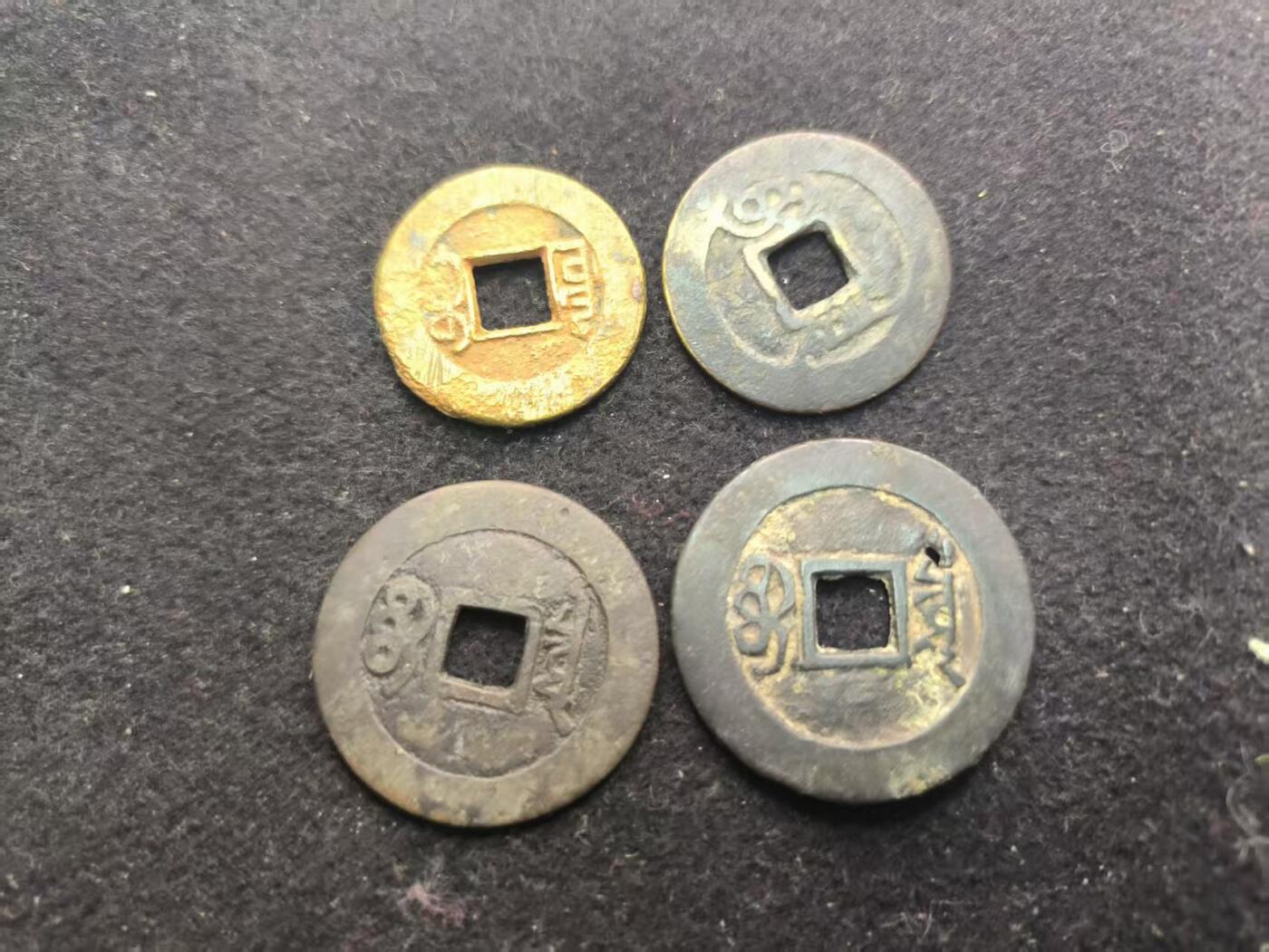 （450件拍品！制服徽章盛宴）罗岚⭐爱藏⭐年前甄选大拍场-店主清仓处理-分享拍场额外现金红包（实体经营）