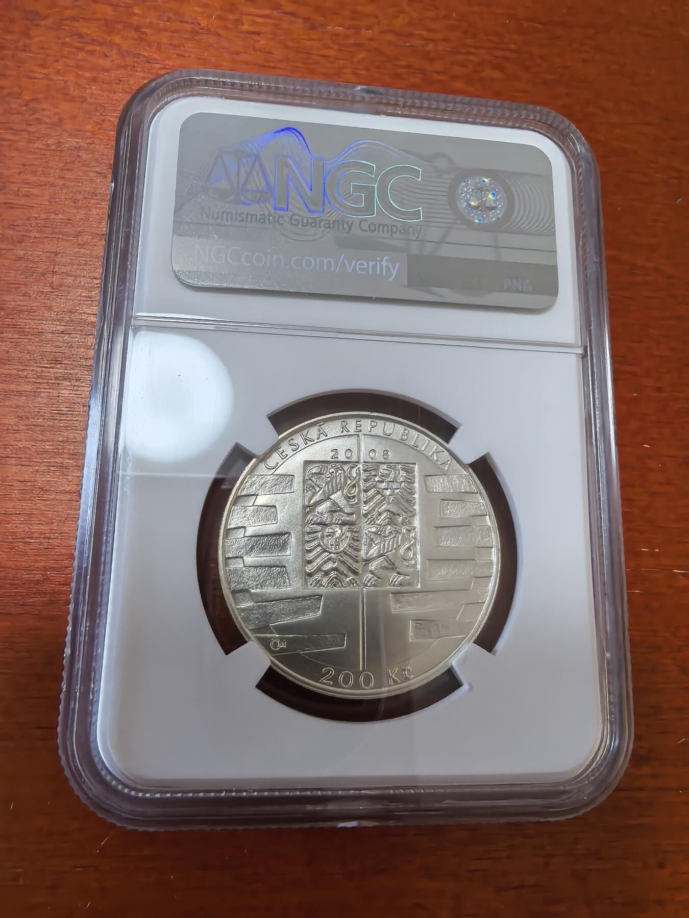 长老汇蛇年精选第一百场拍卖  2008捷克申根协议200克朗银币，NGC MS69，唯一冠军，9739枚，冠军分基本2000元以上