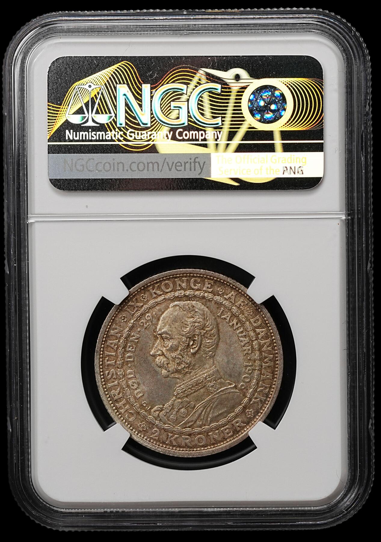 修遠堂世界钱币第105期，马年首拍 NGC MS65 1906年丹麦国王更迭纪念2克朗银币 15g，含银80%