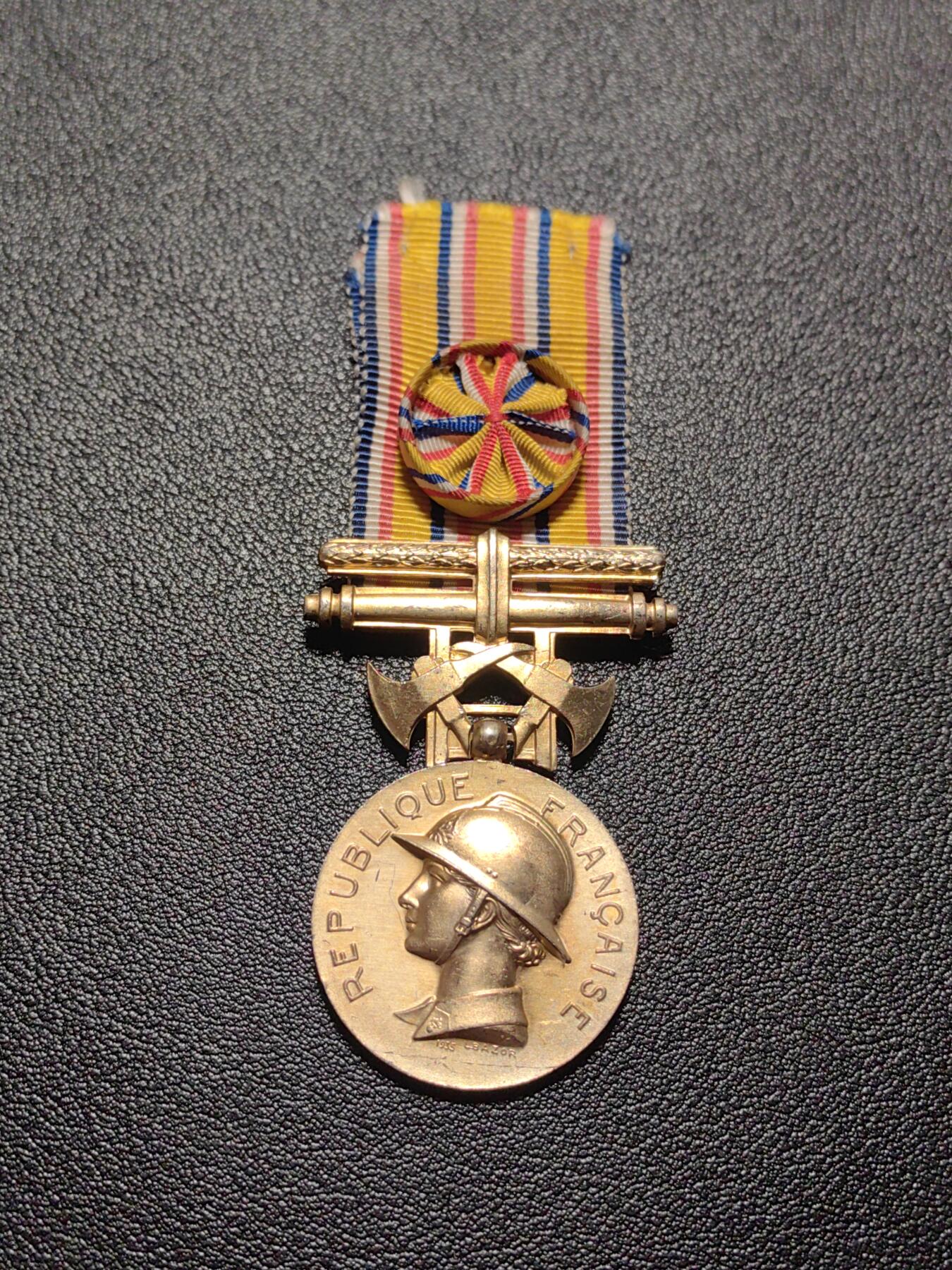 靖甫拍卖第四场 法国消防嘉奖奖章 银质镀金