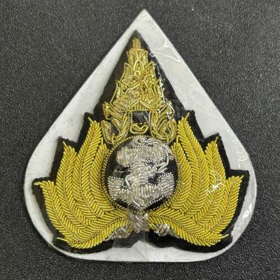 西秦中古拍卖第七十七期 2026马年新春专场 本场拍品年初九发出 - 泰国皇家海军早期海军将官刺绣大帽徽 库存未使用 带原包装