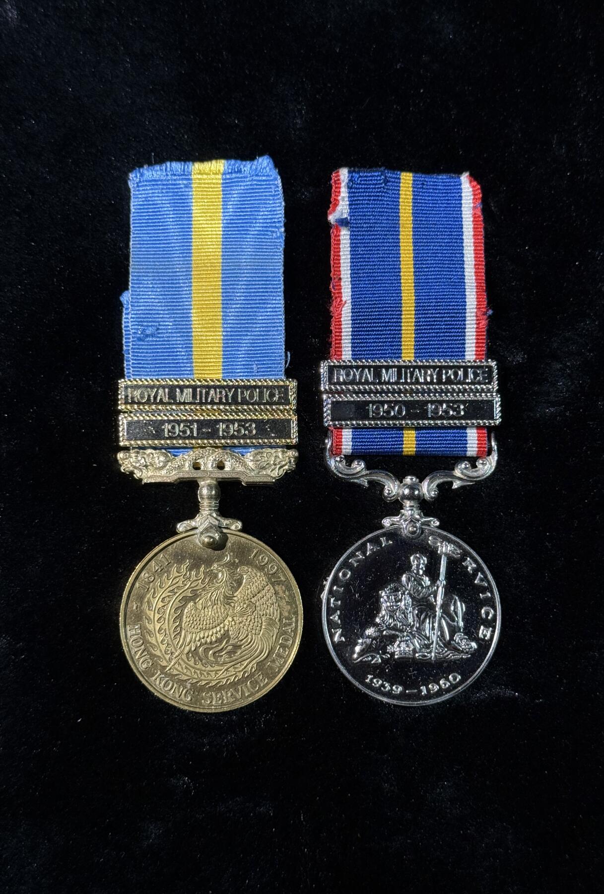 欢庆春节！戎马世界章牌大赏第111期春节大拍  香港皇家宪兵套章