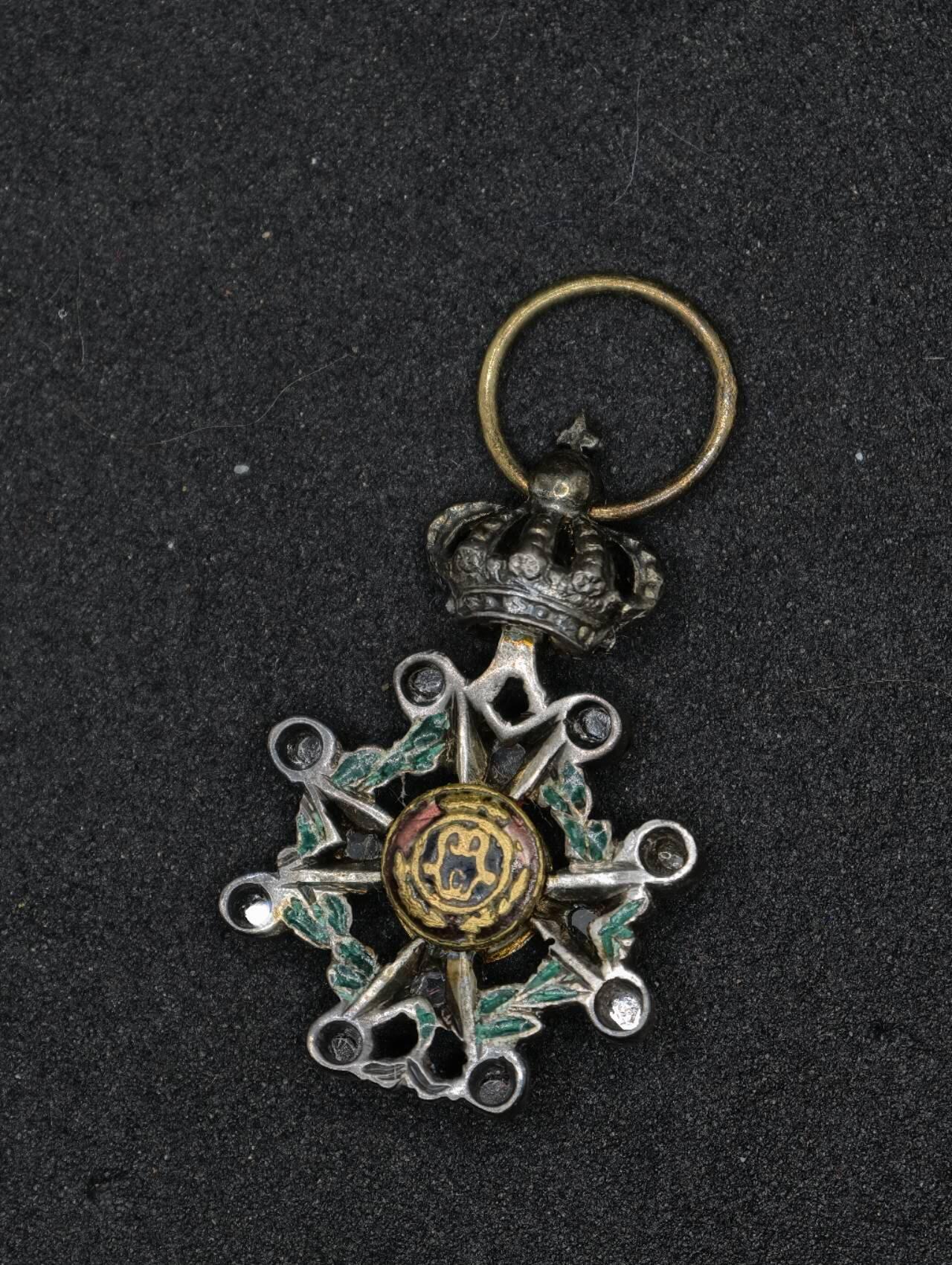 凯旋世界勋赏（第22期新年大拍）（欢迎送拍）（对拍品有疑问请询问客服，不接受到手刀，出价默认拍品品相。请认真阅读拍卖规则！出价默认已认可！）（收到货请录制开箱视频，无视频概不处理问题。）