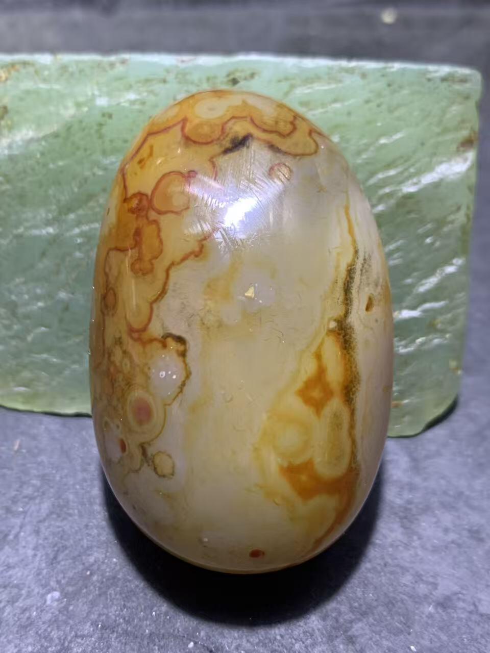 放福利！精美缠丝玛瑙原石一块！