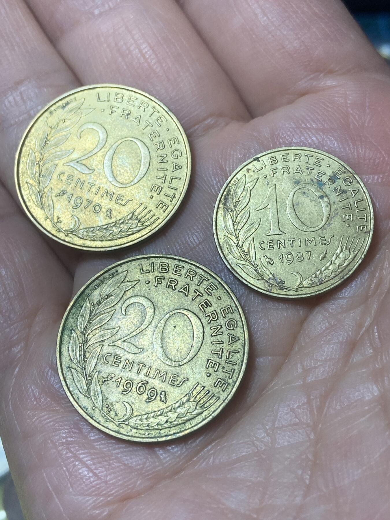 2026年第二十四场(总第一百九十三场）外国好品散币场(免佣金) 法国🇫🇷3枚：1969年70年20生丁，87年10生丁