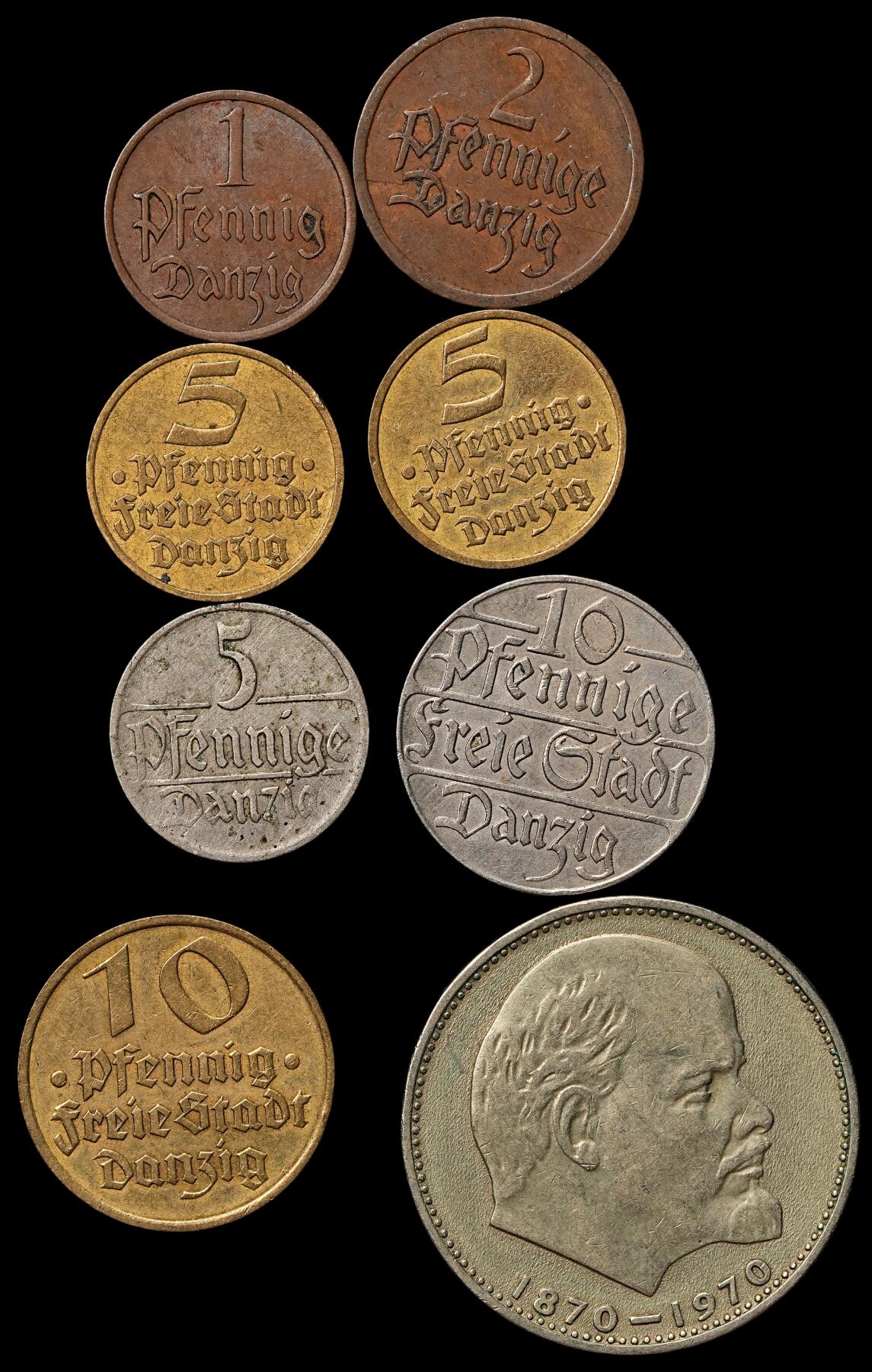 修遠堂世界钱币第105期，马年首拍