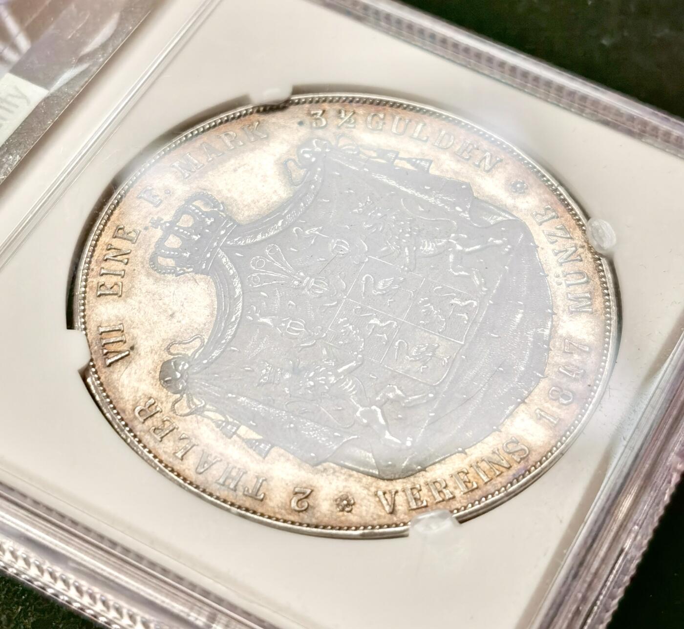 “福币呈祥”新年甄品场（直播拍卖）甄臻铺-世界币章拍卖（第50期），送拍享返佣金等优惠多多 NGC-MS62 1847年德国罗伊斯-埃伯恩多夫幼系海因里希七十二世大纹章2泰勒 发行量2750枚的高难小邦品种 极具辨识度的德式精发 原味淡彩转光品相 不可多得的收藏品质