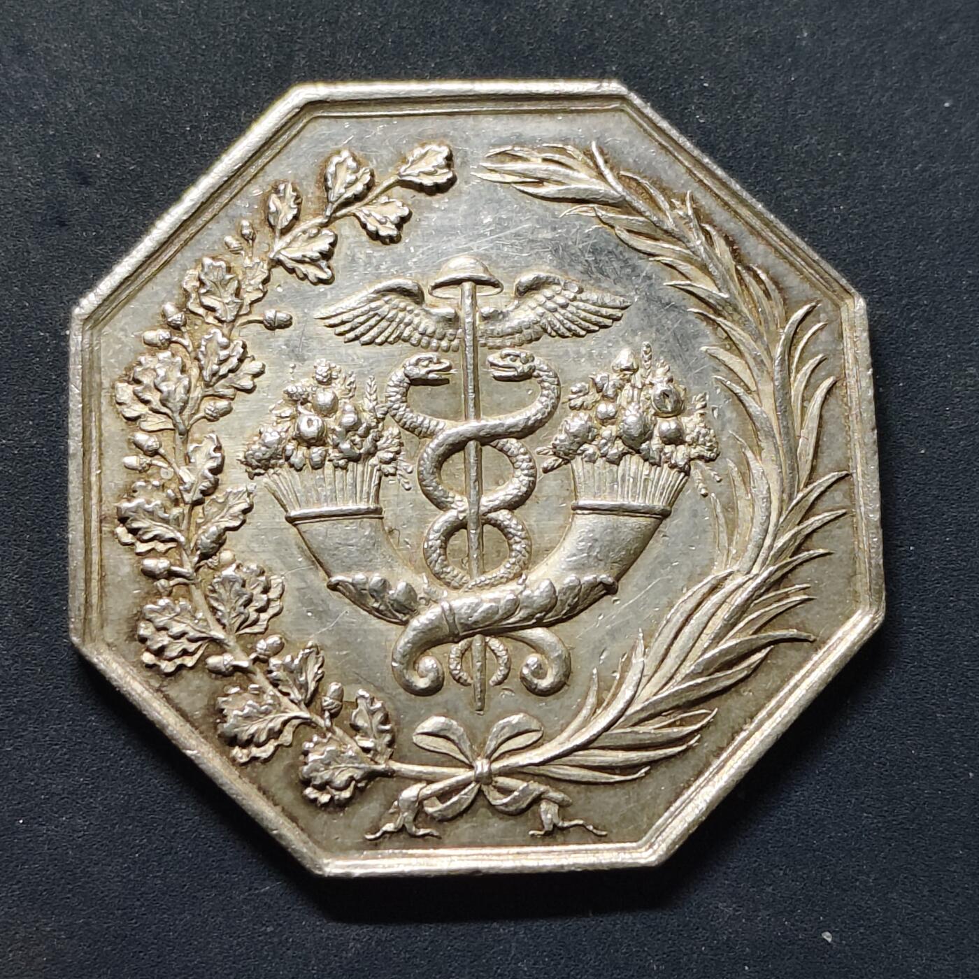 【全场包邮】纯粹捡漏拍503场 【银章】法国1819年波尔多银行成立八角纪念银章