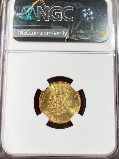 万国钱币拍卖第061期（马年首拍） NGC MS64 1888年德国普鲁士三皇之年腓特烈三世短翅流通10马克金币 帝国金马克中必不可少的一枚标志性金货 丝绸黄金转光 3.98g 900金