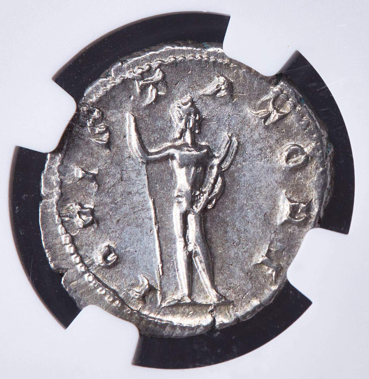 【俄甄集藏】马年新春第一拍 2026年(048)02-25星期三 晚 19:30 全场包邮 古罗马帝国公元241年戈尔迪安三世双狄纳里朱庇特银币，NGC Ch AU(Str 4/5, Sur 3/5)，罗马造币厂打制，正面皇帝戈尔迪安三世戴桂冠头像，币文：最高统帅，戈尔迪安，虔敬者，幸运的，奥古斯都，背面朱庇特站像