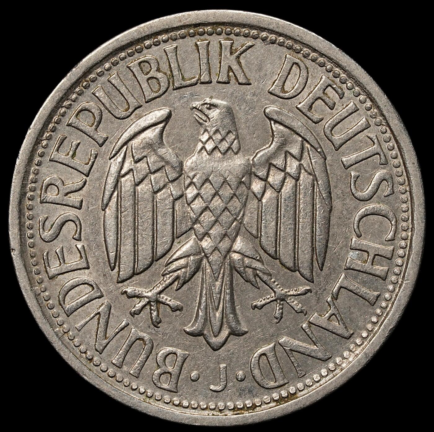 修遠堂世界钱币第105期，马年首拍