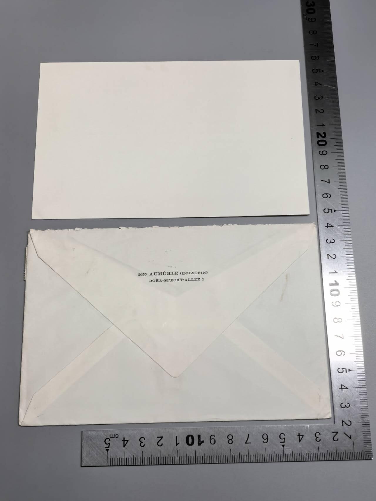 小驴勋章奖章收藏2月22日周日晚六点拍卖（珍爱和平，收藏战争，铭记历史，勿忘国耻，忠党爱国。有偿代拍，送拍规则在简介最后，参拍须阅读规则后再参拍，关系到运费包装发货时效真假辨别等关键信息，拍卖时不再发原图，看大图店主微信码在拍卖店铺介绍里） 海军元帅邓尼茨的战后亲签回信贺卡