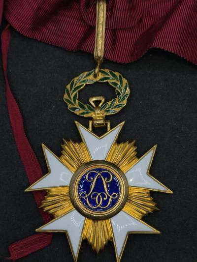 凯旋世界勋赏（第22期新年大拍）（欢迎送拍）（对拍品有疑问请询问客服，不接受到手刀，出价默认拍品品相。请认真阅读拍卖规则！出价默认已认可！）（收到货请录制开箱视频，无视频概不处理问题。） - 比利时指挥官级王冠勋章