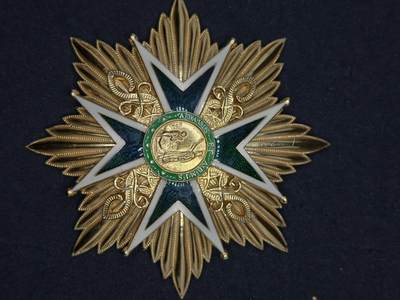 凯旋世界勋赏（第22期新年大拍）（欢迎送拍）（对拍品有疑问请询问客服，不接受到手刀，出价默认拍品品相。请认真阅读拍卖规则！出价默认已认可！）（收到货请录制开箱视频，无视频概不处理问题。） - 梵蒂冈耶路撒冷的圣拉萨路骑士团星芒章