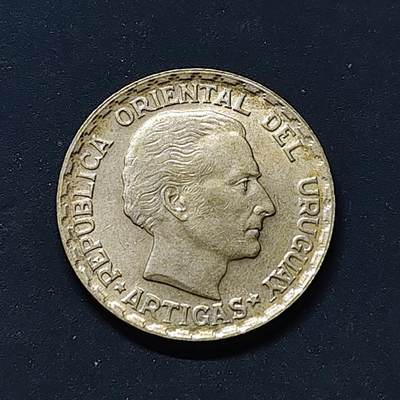 【全场包邮】纯粹捡漏拍502场 - 乌拉圭1943年50分银币【24毫米7克72%】