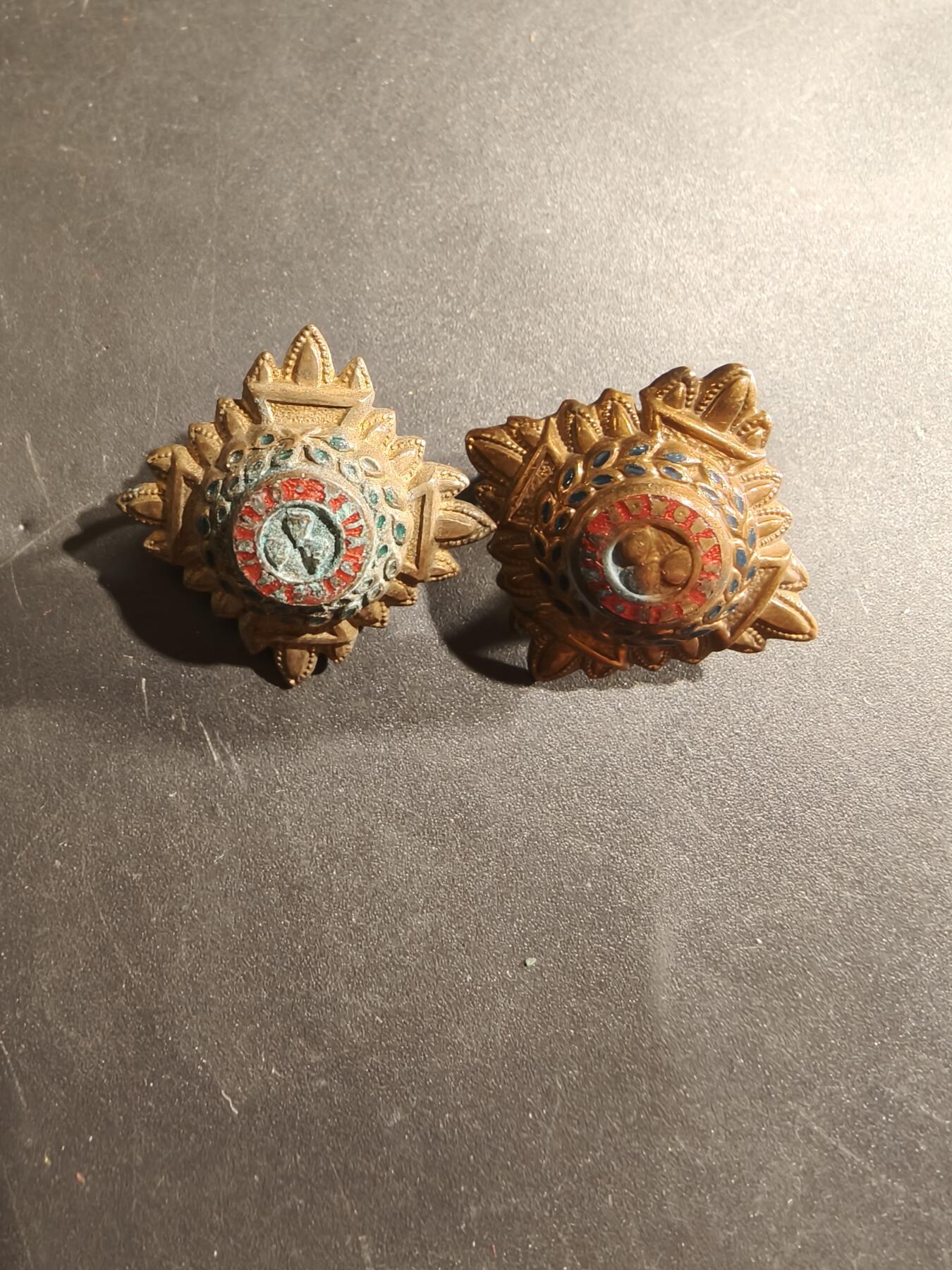 老王徽章第182期 英国军衔配饰一组     巴斯星    一战时期