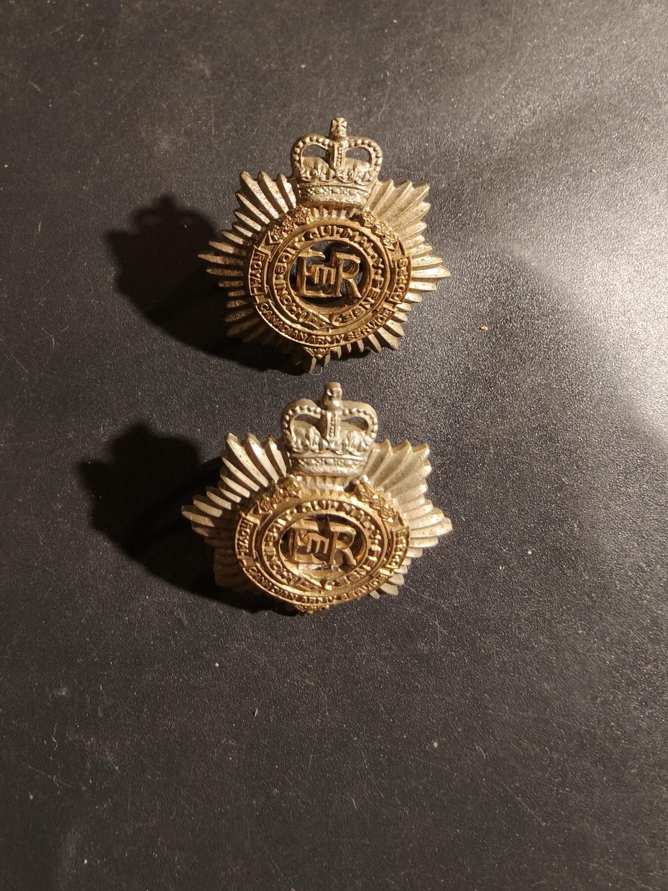 老王徽章第182期 英国皇家陆军服务军团领章一组    女王时期